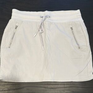 Athleta Grey Skirt with Zipper Detail